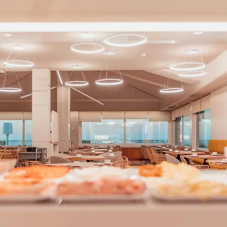 탈라소 아틀란티코 4* As Marinas